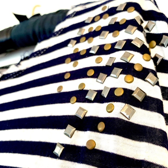 Forever 21 Striped top with silver & gold studs Size small - Picture 2 of 4